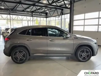 Photo 35 Mercedes EQA  250