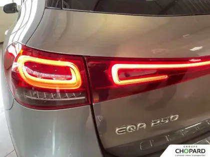 Photo 27 Mercedes EQA  250