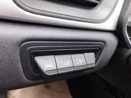 Photo 16 Renault Captur  TCe 90