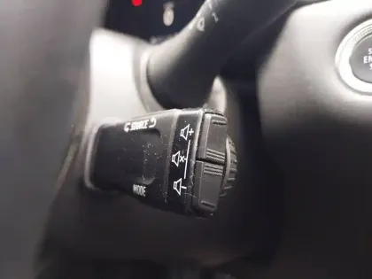 Photo 22 Renault Captur  TCe 90