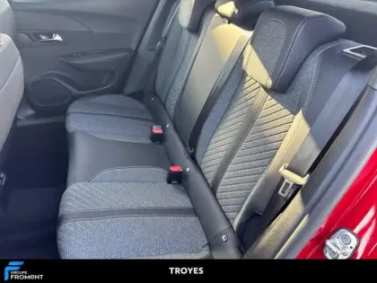 Photo 10 Peugeot 2008 PureTech 130 S&S EAT8 Allure