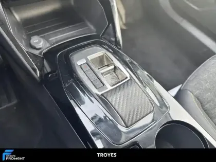 Photo 13 Peugeot 2008 PureTech 130 S&S EAT8 Roadtrip