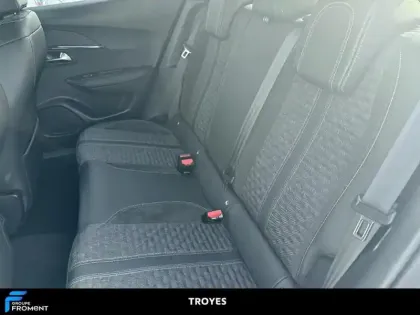 Photo 11 Peugeot 2008 PureTech 130 S&S EAT8 Roadtrip