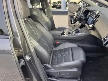 Photo 8 DS DS 7  BlueHDi 130 EAT8 Etoile