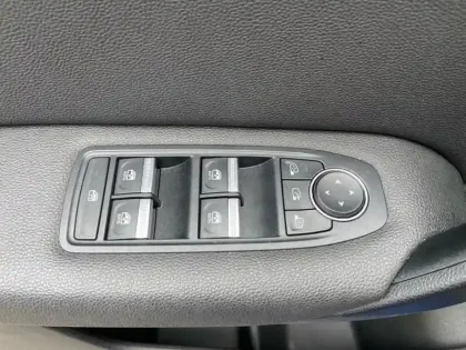 Photo 19 Renault Captur  TCe 130 EDC FAP Intens