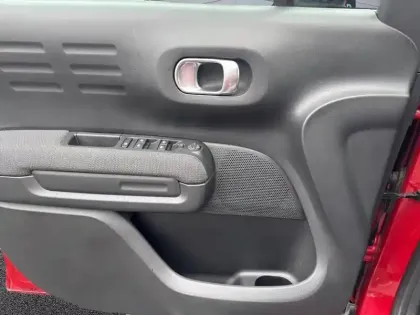 Photo 24 Citroën C3 Aircross  PureTech 130 S&S EAT6 Feel Pack