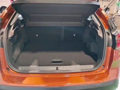 Photo 7 Citroën C4  BlueHDi 130 S&S EAT8 Feel Pack