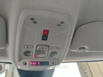 Photo 24 Citroën C4  BlueHDi 130 S&S EAT8 Feel Pack