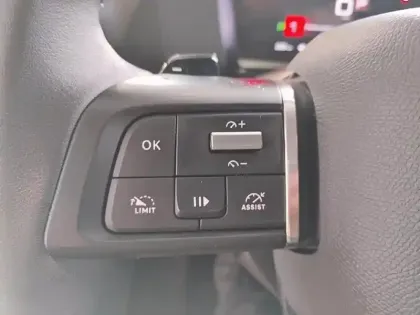 Photo 18 Citroën C4  BlueHDi 130 S&S EAT8 Feel Pack