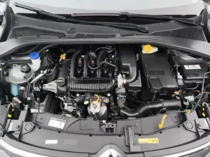 Photo 6 Citroën C3 Gén. III Ph2 Shine 5