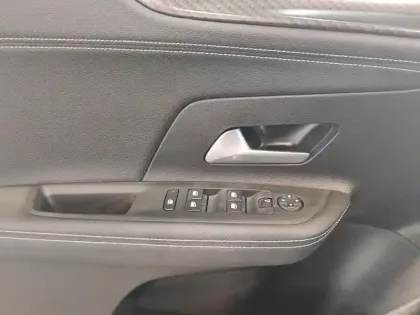 Photo 19 Opel Mokka  1.2 Turbo 100 ch BVM6 GS