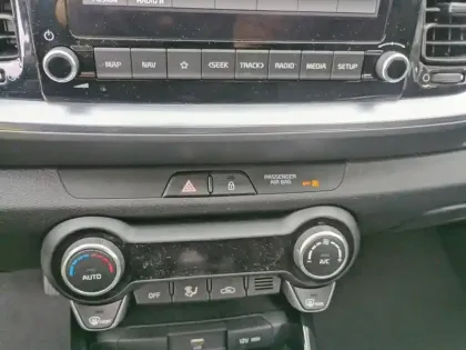 Photo 12 Kia Stonic  1.0 T-GDi 100 ch ISG BVM5 Active