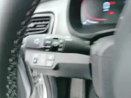 Photo 16 Kia Stonic  1.0 T-GDi 100 ch ISG BVM5 Active