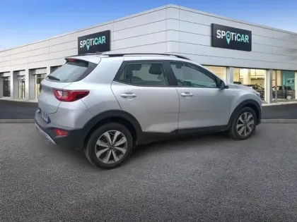 Photo 5 Kia Stonic  1.0 T-GDi 100 ch ISG BVM5 Active