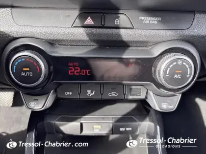 Photo 21 Kia Stonic  1.0 T-GDi 100 ch ISG BVM5 Active