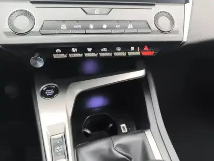 Photo 12 Peugeot 308 Gén. III Ph1 Active Pack 5