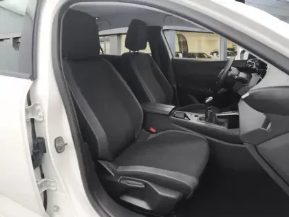 Photo 8 Peugeot 308 Gén. III Ph1 Active Pack 5