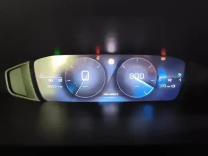 Photo 20 Peugeot 308 Gén. III Ph1 Active Pack 5