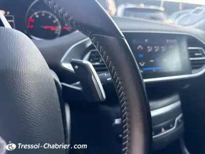 Photo 17 Peugeot 308  SW PureTech 130ch S&S EAT8 Allure