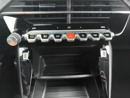 Photo 12 Peugeot 208 Gén. II Ph2 Active 5