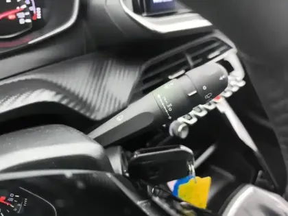 Photo 17 Peugeot 208 Gén. II Ph2 Active 5