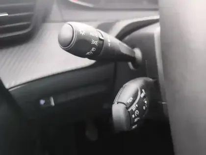 Photo 16 Peugeot 208 Gén. II Ph2 Active 5