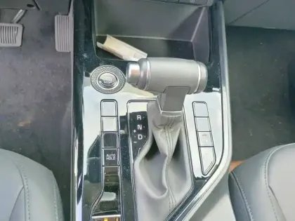 Photo 23 Kia Niro  1.6 GDi 129 ch HEV DCT6 Active