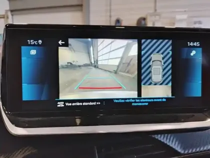 Photo 25 Peugeot 2008 Gén. II Ph1 NG GT Pack 5