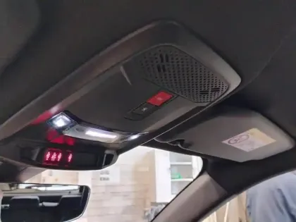 Photo 24 Peugeot 2008 Gén. II Ph1 NG GT Pack 5