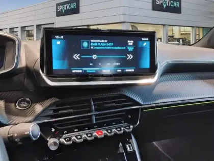 Photo 10 Peugeot 2008 Gén. II Ph1 NG GT Pack 5