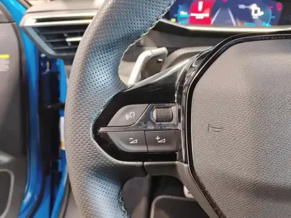 Photo 18 Peugeot 2008 Gén. II Ph1 NG GT Pack 5