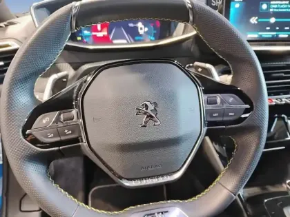 Photo 11 Peugeot 2008 Gén. II Ph1 NG GT Pack 5