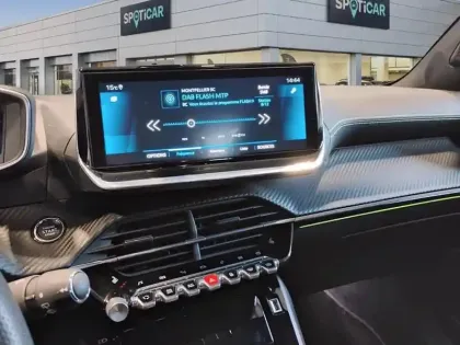 Photo 21 Peugeot 2008 Gén. II Ph1 NG GT Pack 5