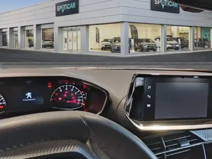 Photo 9 Peugeot 2008  PureTech 130 S&S EAT8 Allure