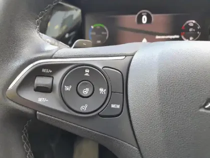 Photo 18 Opel Grandland  Hybrid 225 ch BVA8 GS Line