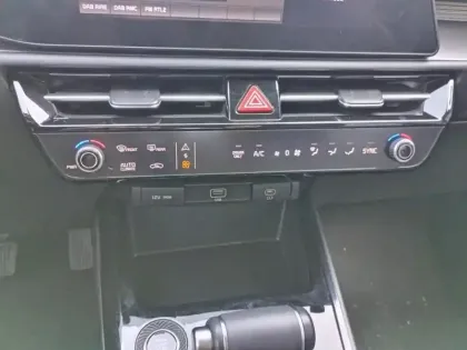 Photo 21 Kia Niro  1.6 GDi 138 ch HEV DCT6 Active