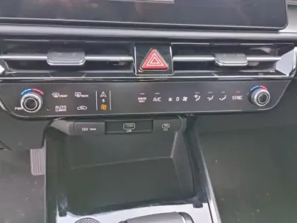 Photo 12 Kia Niro  1.6 GDi 138 ch HEV DCT6 Active