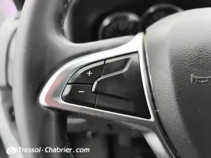 Photo 15 Dacia Sandero  Blue dCi 95 Stepway