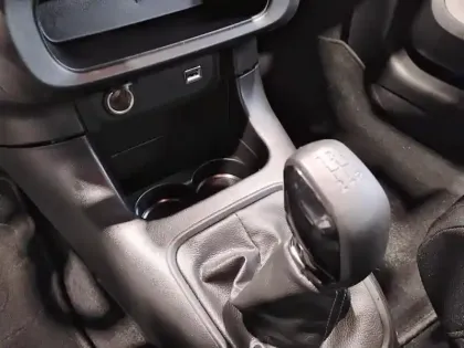 Photo 23 Citroën C3  PureTech 83 S&S BVM5 Feel Pack