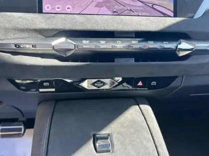 Photo 12 DS DS 4  PureTech 130 EAT8 Performance Line