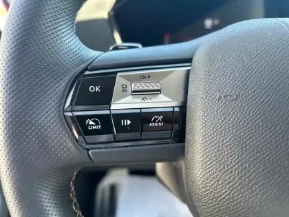 Photo 18 DS DS 4  PureTech 130 EAT8 Performance Line