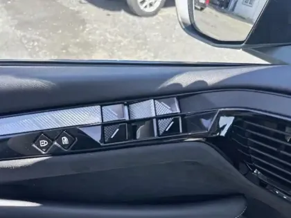 Photo 19 DS DS 4  PureTech 130 EAT8 Performance Line