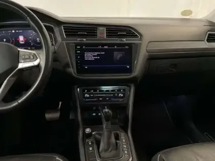 Photo 9 Volkswagen Tiguan 2.0 TDI 150ch DSG7 Elegance Exclusive