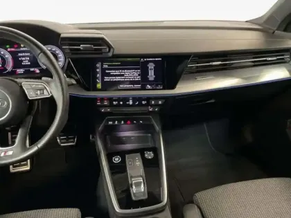 Photo 9 Audi A3 35 TFSI Mild Hybrid 150 S tronic 7 S line