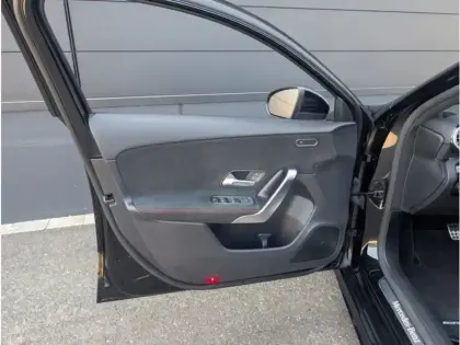 Photo 15 Mercedes Classe A 200 d