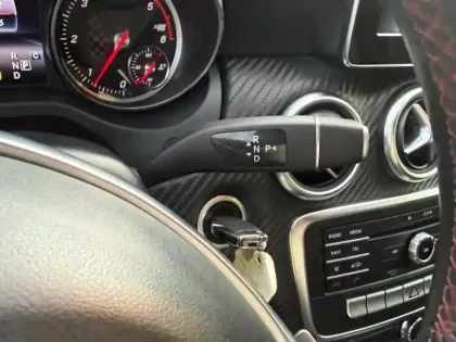 Photo 17 Mercedes Classe A 220 d 2.0 177 AMG Line