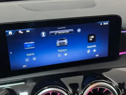 Photo 16 Mercedes Classe A 250 e Hybrid EQ AMG Line