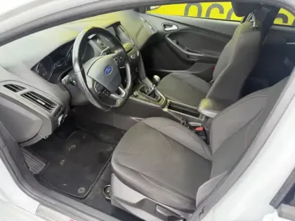 Photo 10 Ford Focus 1.5 182 ST-Line