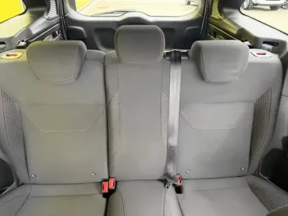 Photo 13 Ford Focus 1.5 182 ST-Line