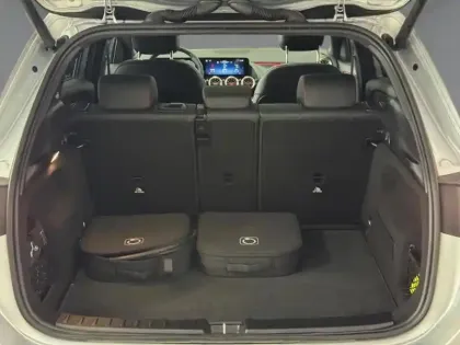 Photo 9 Mercedes GLA 250 e Hybrid EQ AMG Line